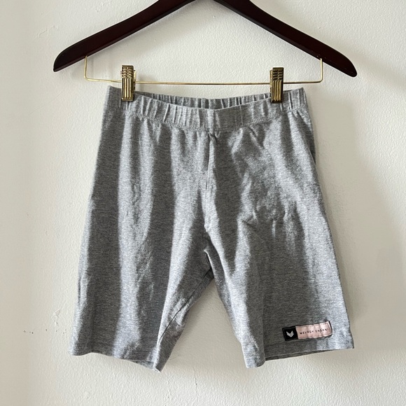 Basic Bike Shorts - Picture 1 of 2